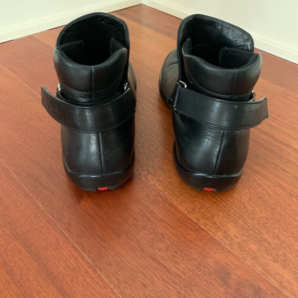 Men’s Prada boots - Picture 4 of 4